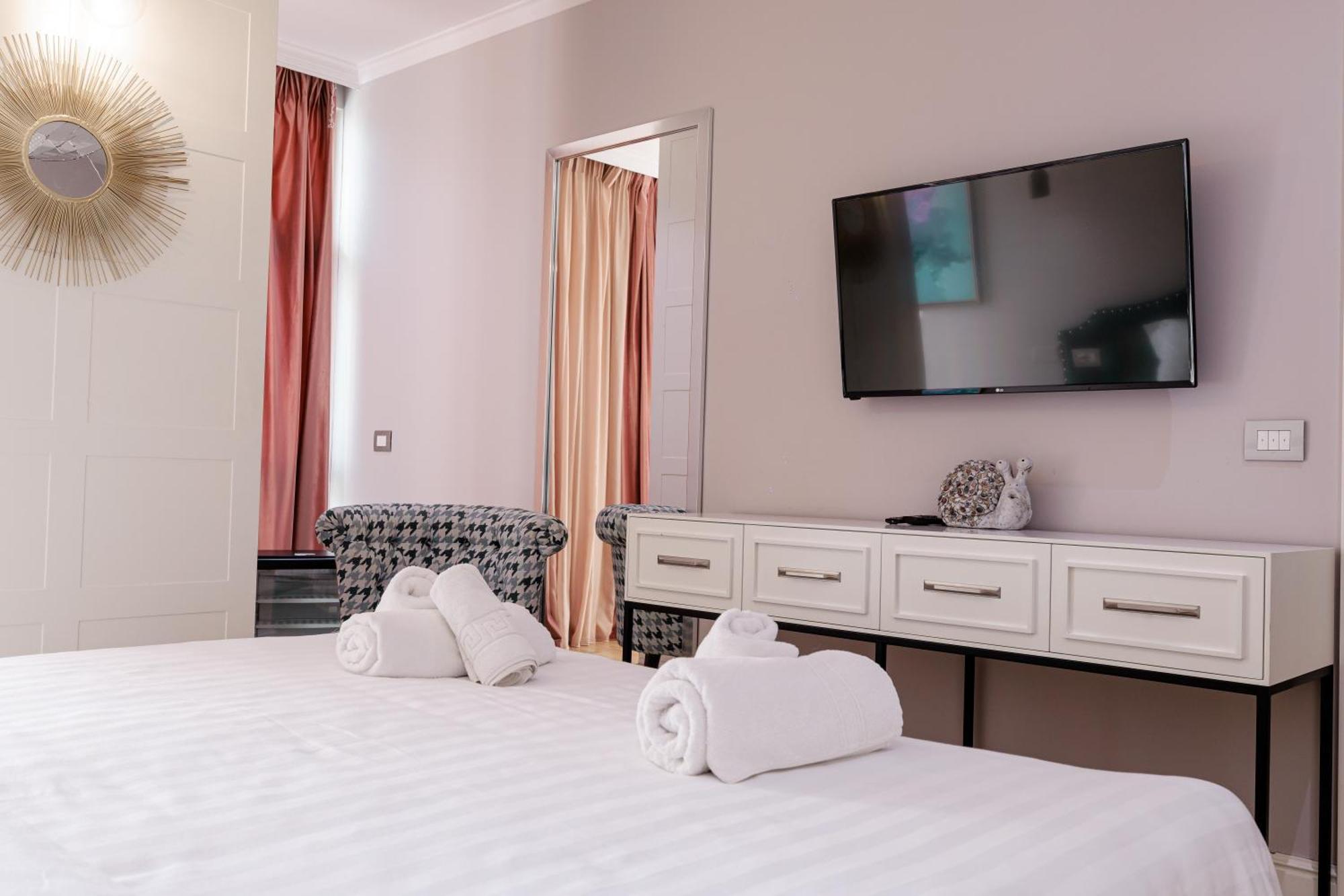 Boutique Hotel Whisky Tirana Exteriér fotografie